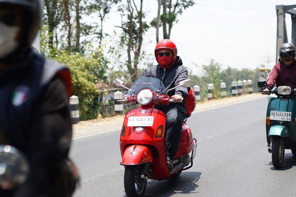 Keseruan Mas Dhito dalam kegiatan riding bareng. (Dok. Pemkab Kediri)