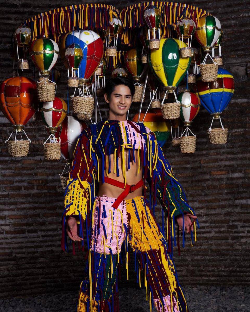 Filipina - Austin Cabatana (instagram.com/themi.organization)