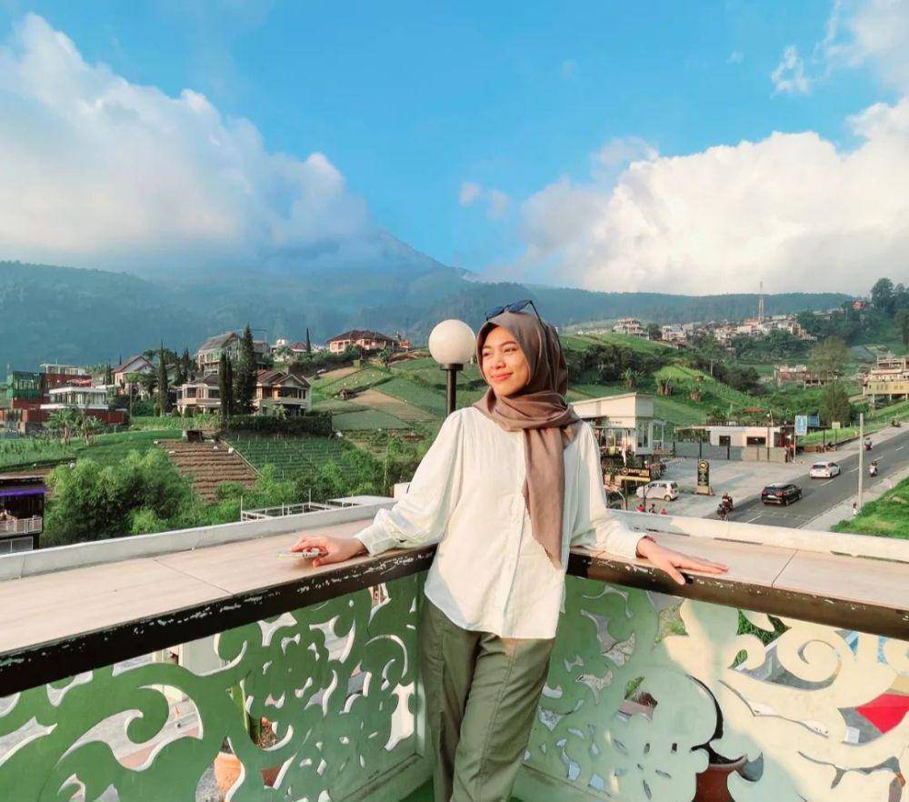 View Bumi Lawu Resto (instagram.com/khoiiinisa__)