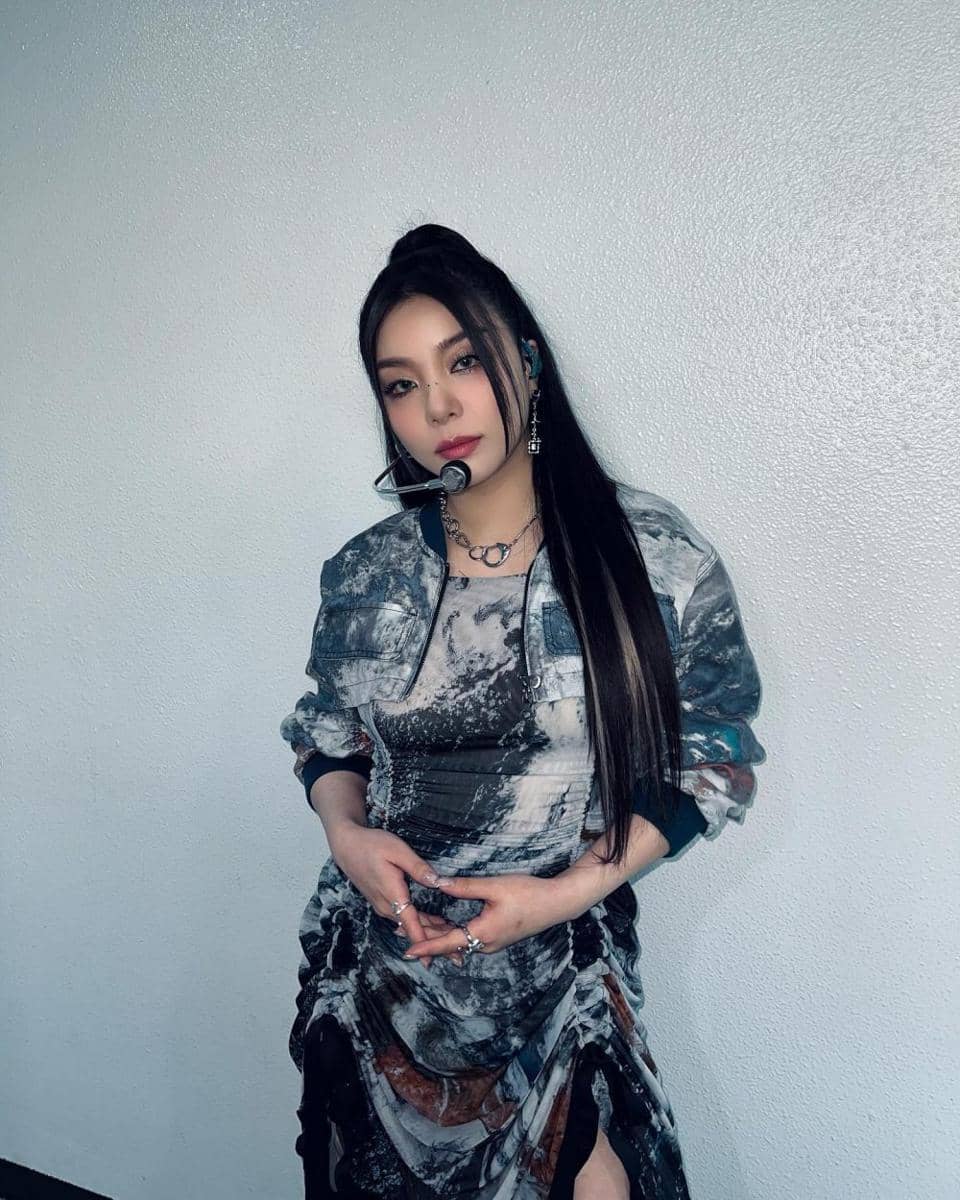 Ailee (instagram.com/aileeonline)