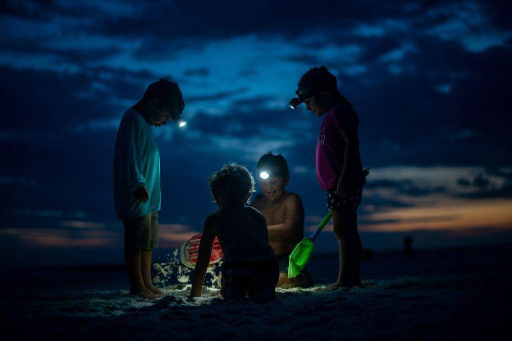 ilustrasi anak bermain (unsplash.com/Ben McLeod)