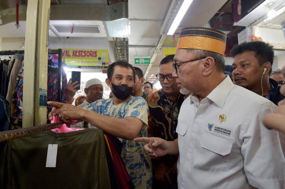 Bertemu Mendag, Pedagang Pasar Sentral Makassar Curhat Omzet Anjlok
