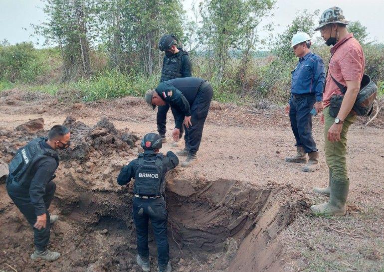 2 Mortir Peninggalan PD II Ditemukan di Kebun Sawit Banyuasin