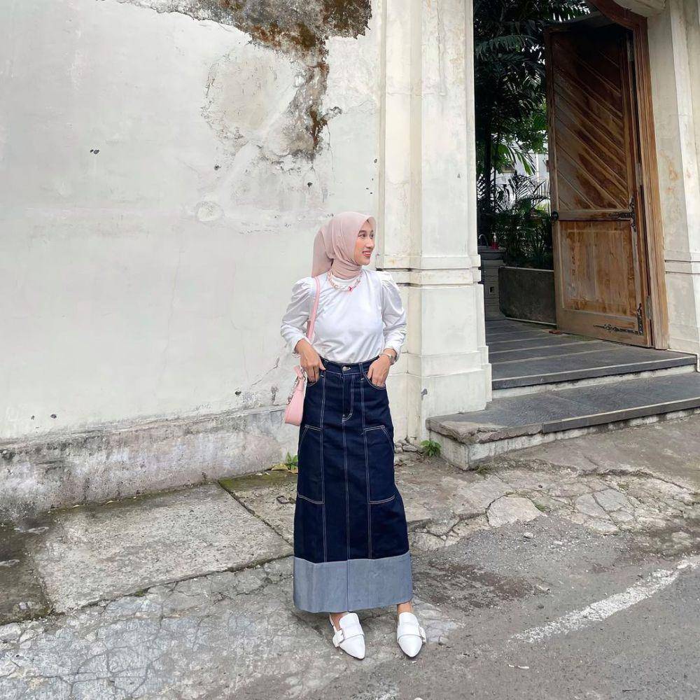 Risa Larasati (instagram.com/fachrisaa_)