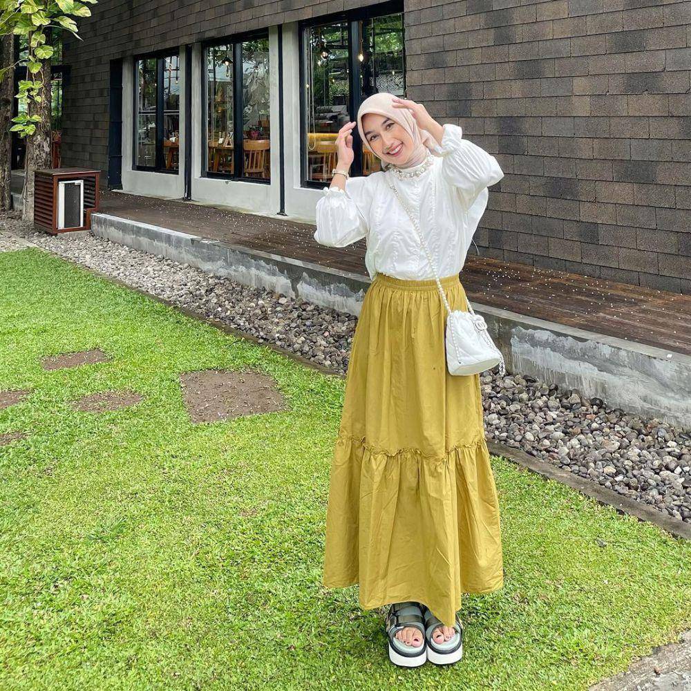 Risa Larasati (instagram.com/fachrisaa_)