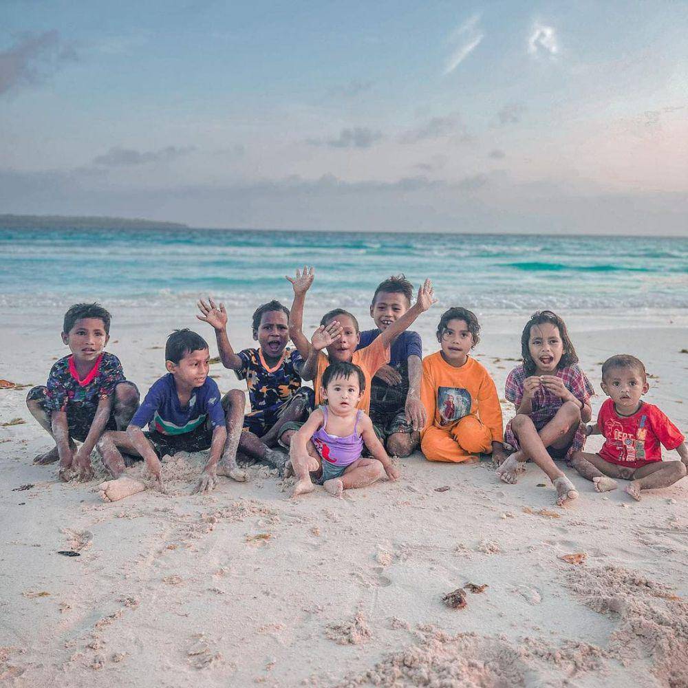 potret liburan Cut Raifa Aramoana (instagram.com/riaricis1795)