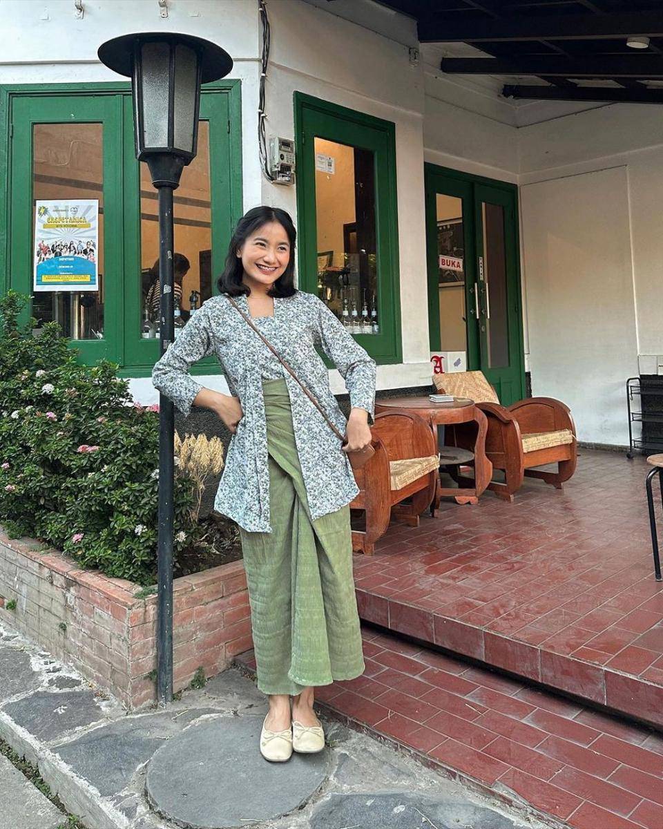 Outfit kondangan Jesica Ceren (instagram.com/jesicaceren)