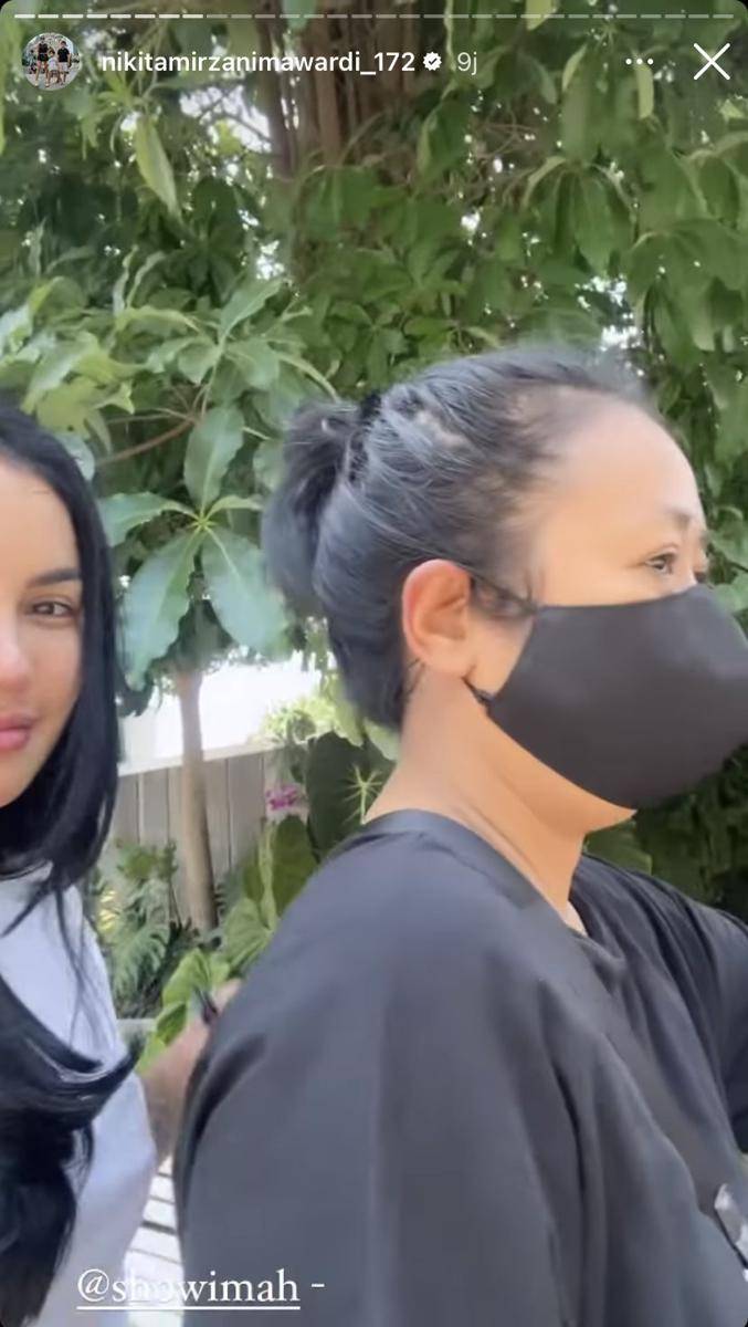 potret Nikita Mirzani main ke pendopo Soimah di Yogyakarta (Instagram.com/nikitamirzanimawardi_172)