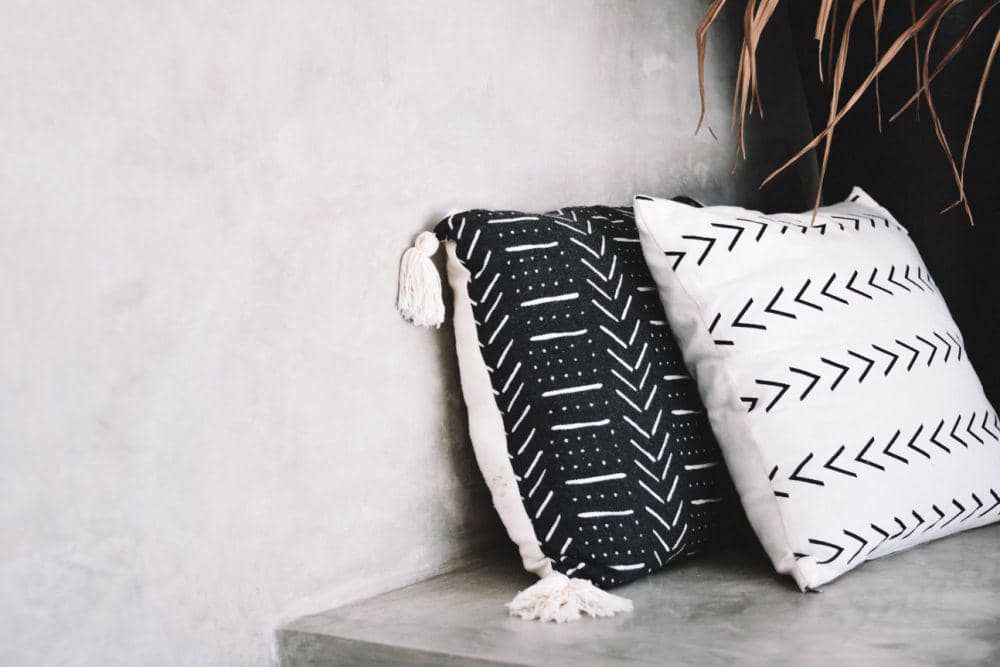 Ilustrasi sarung bantal sofa (Unsplash.com/Content Pixie)