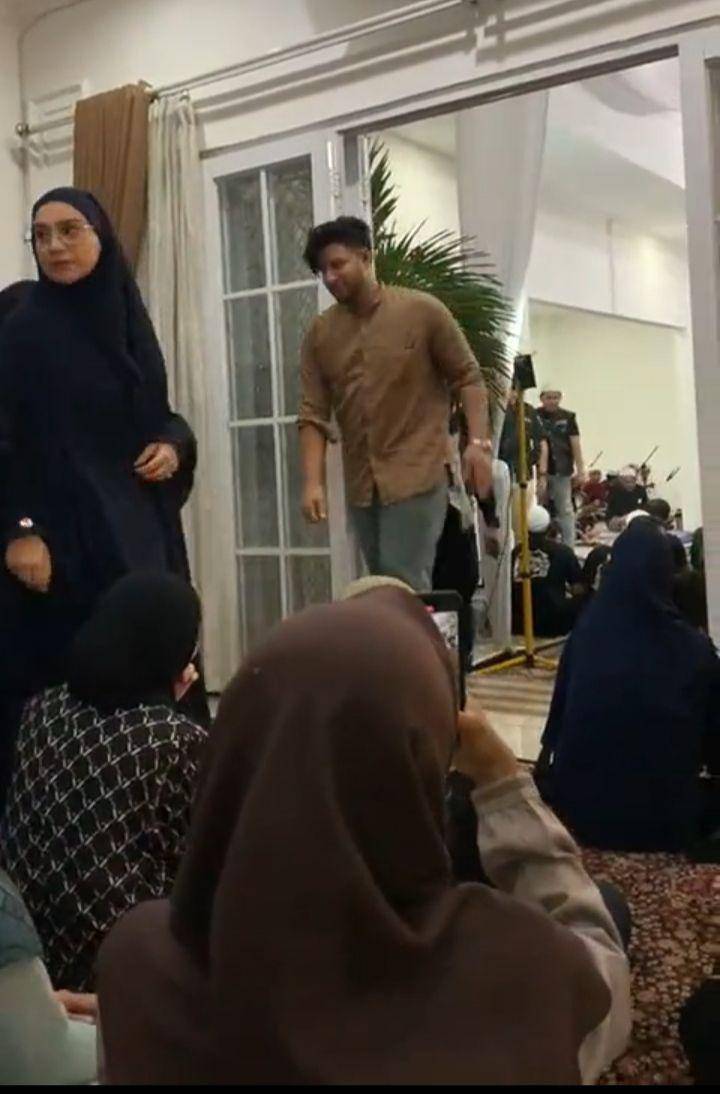 Irish bella bertemu Ammar Zoni (Tiktok.com/indie.dindi)