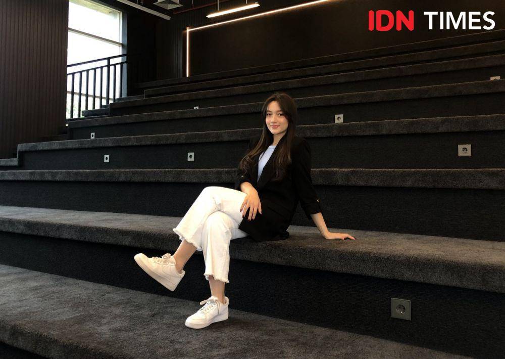 para pemain series Pernikahan Dini pada Senin (16/10/2023) (IDN Times/Elizabeth Chiquita)