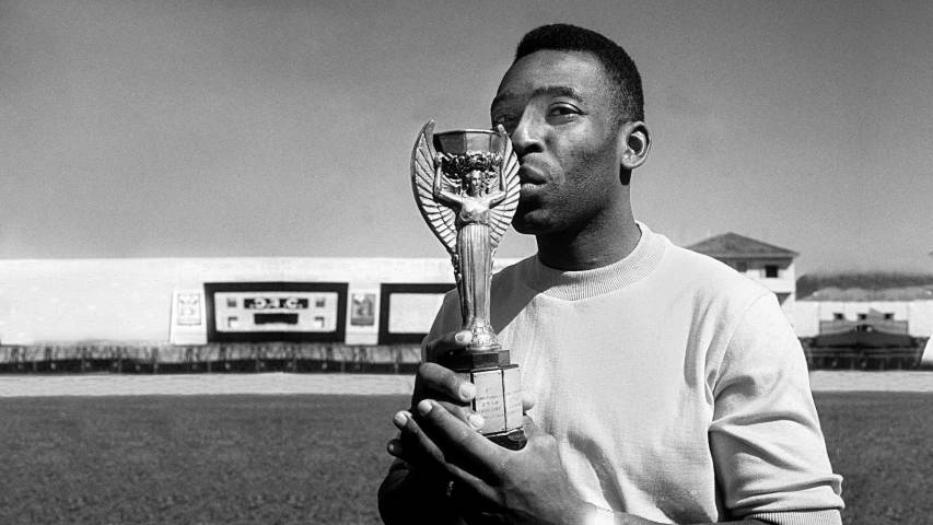 Pele (fifa.com)