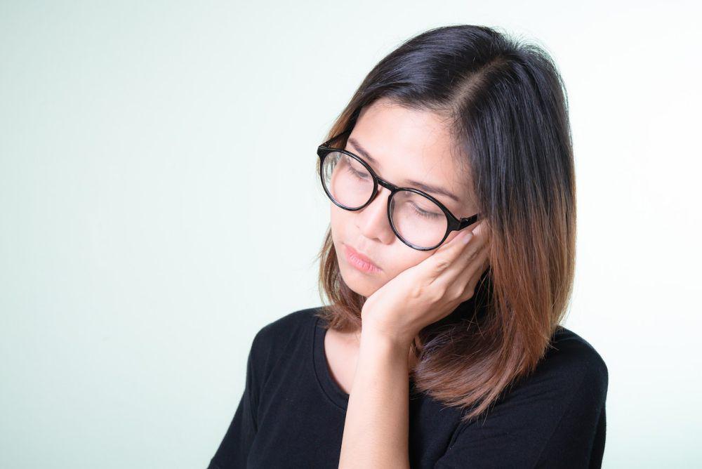 3 Pengaruh Kelelahan dan Stres Terhadap Kesehatan Gigi, Waspada!