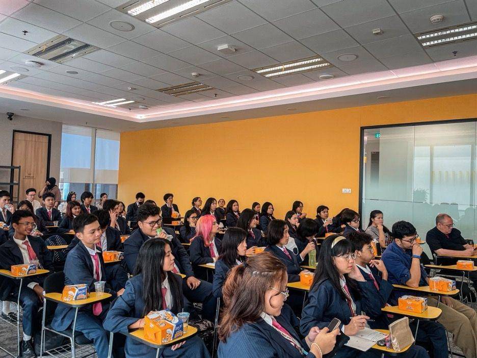 Kolaborasi edukasi SnackVideo dan SMA PSKD 1 Jakarta (Dok.SnackVideo)