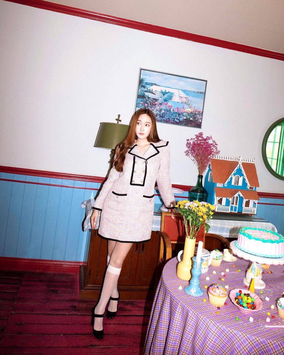 OOTD semi formal ala Jessica Jung (instagram.com/jessica.syj)