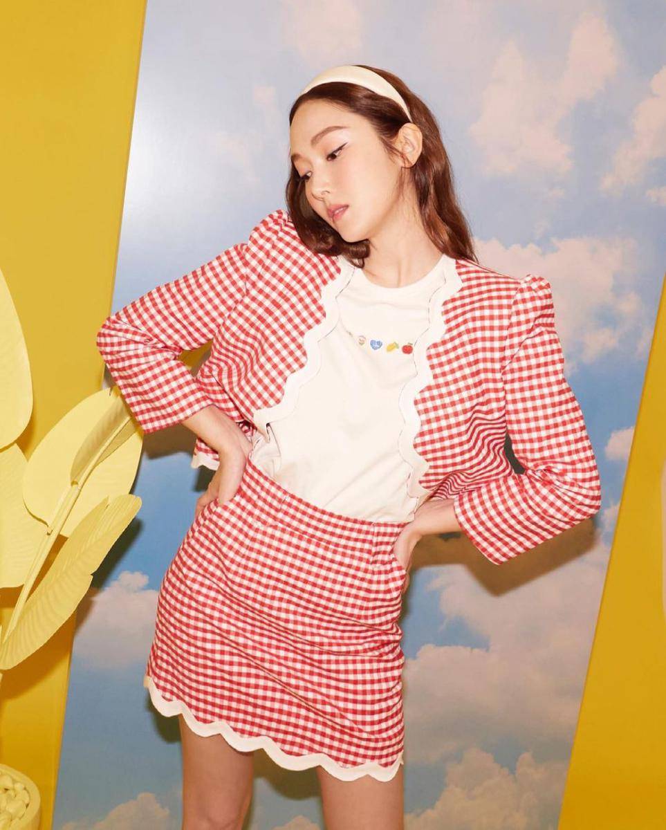 OOTD semi formal ala Jessica Jung (instagram.com/jessica.syj)