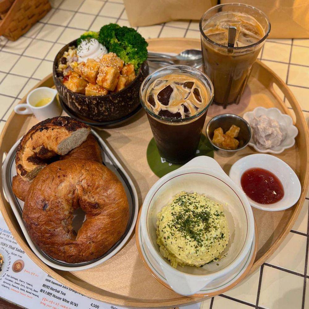 Cafe byTOFU, Yongsan-Seoul (instagram.com/bytofu_hbc)