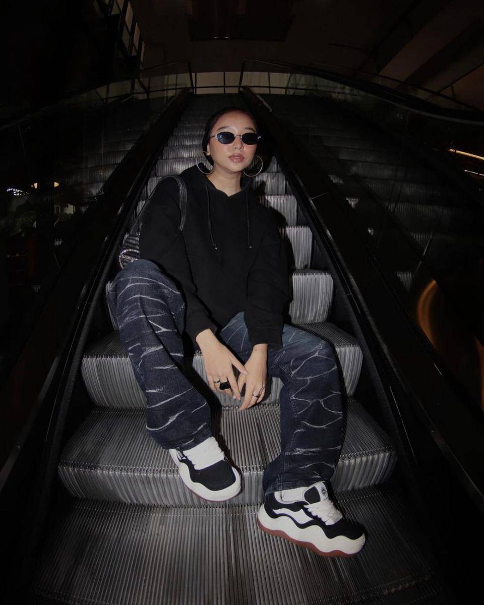Qamara Ashara (instagram.com/qamara.asr)