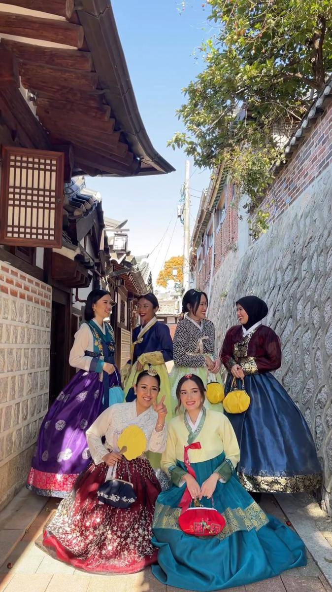 potret Yasmine Wildblood liburan di Korea Selatan (instagram.com/ajengsamodra)