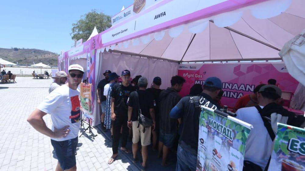 UMKM Binaan PT Pertamina (Persero) di ajang MotoGP Mandalika 2023. (dok. Pertamina)