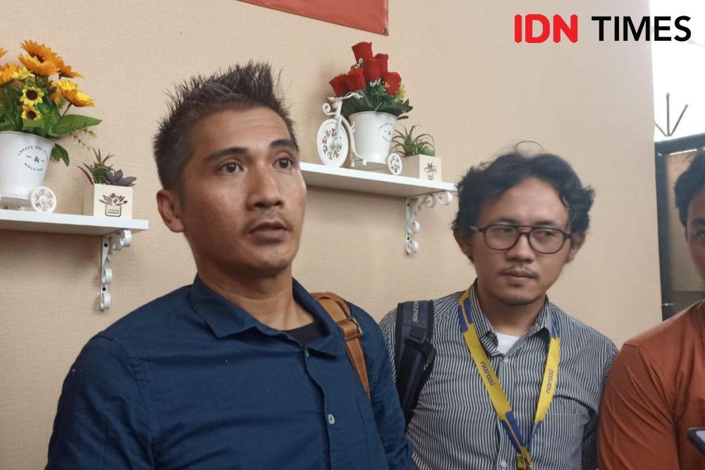 Kasus Peretasan Akun WhatsApp Jurnalis Narasi, PT Telkomsel Digugat