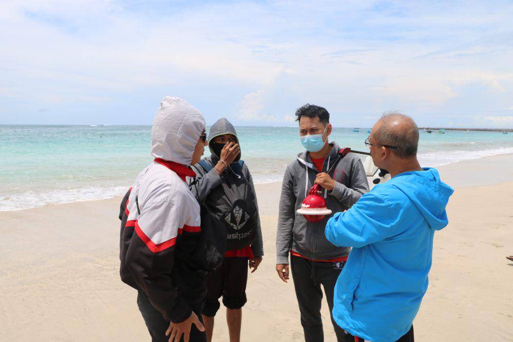Kegiatan menjelaskan fungsi alat yang digunakan dalam Fish Go (Dok. Fish Go)