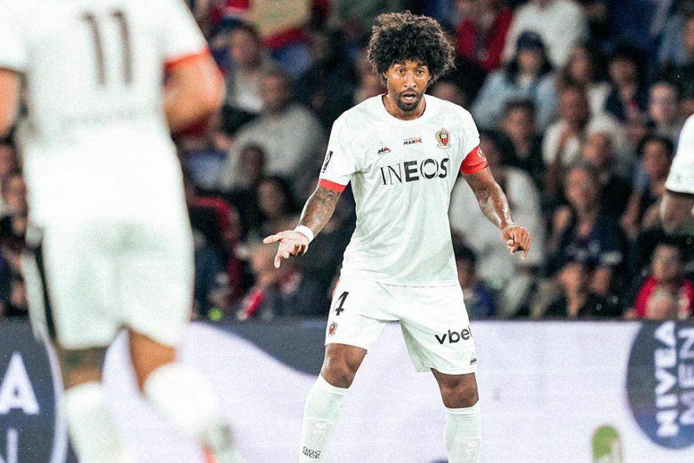 Dante, kapten OGC Nice yang berusia 40 tahun, menjadi kapten tertua di liga top Eropa 2023/2024. (instagram.com/dantebahia)