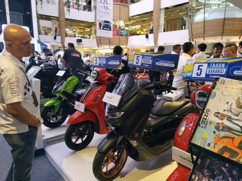 Pembelian Kendaraan Terus Meningkat, Khususnya Motor dan Mobil Listrik