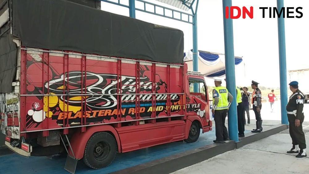 Truk ODOL terajaring razia di ruas tol Ngawi - Kertosono/ IDN Times/ Riyanto