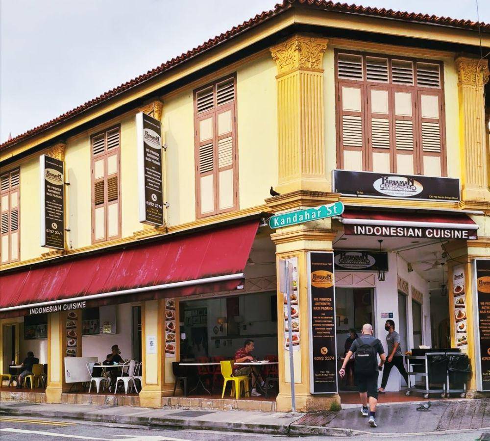 Warong Nasi Pariaman (instagram.com/pariamanmasakanpadang)