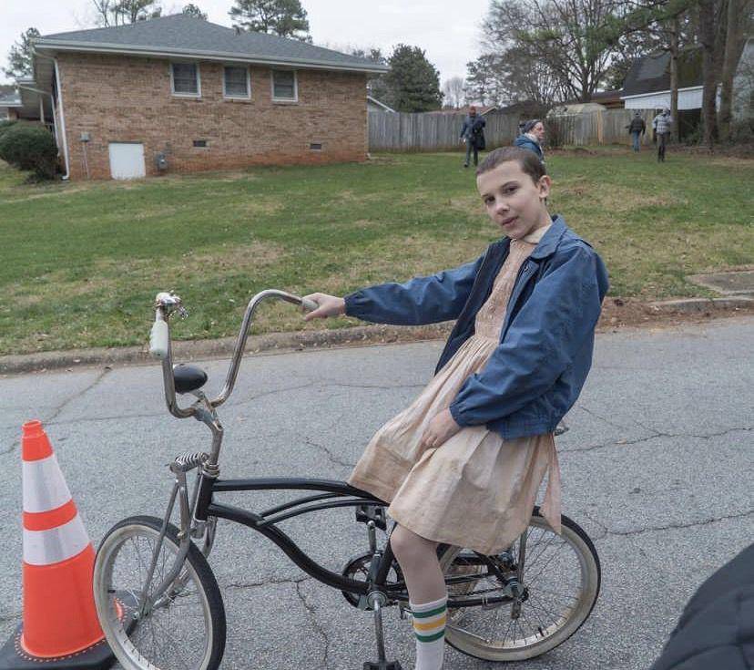 potret Millie Bobby Brown di Stranger Things (instagram.com/strangerthingstv)