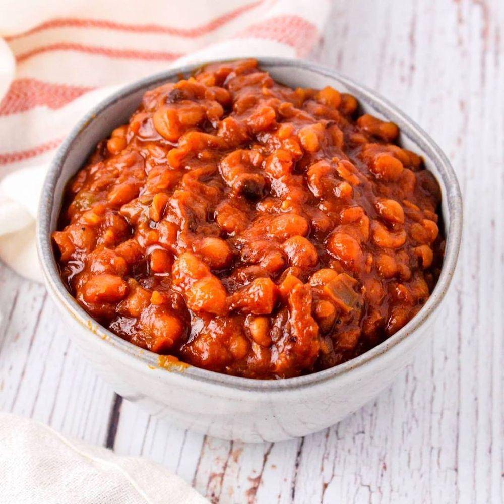 canadian baked beans (instagram.com/disheswithdad)