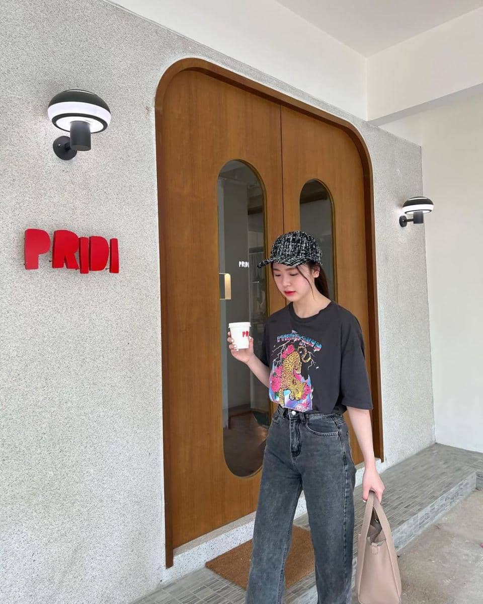 June Wanwimol (Instagram.com/junewanwimol19)