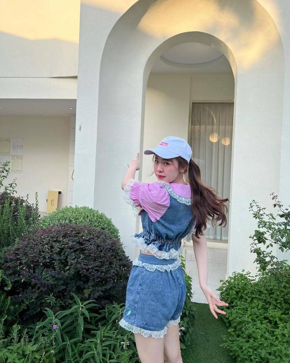 June Wanwimol (Instagram.com/junewanwimol19)