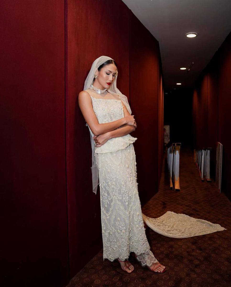 ide kostum halloween ala artis dan selebgram (instagram.com/owliasarah)