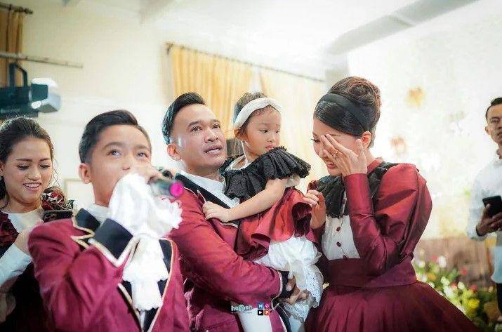 artis ultah pernikahan jadi pengantin lagi (instagram.com/sarwendah29)