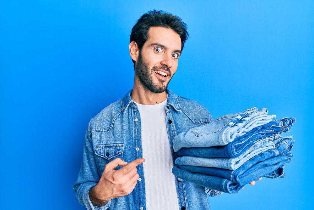 Biar Tetap Swag, Ini 4 Tips Cuci Jeans-mu Pakai SoKlin Liquid Ungu