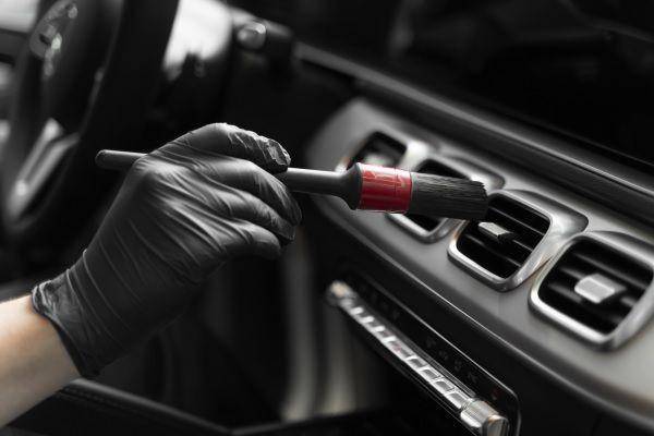 ilustrasi detailing mobil (freepik.com/freepik)