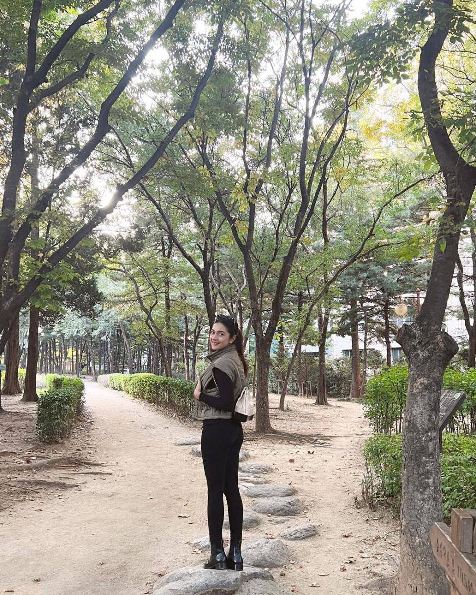 potret Nabila Syakieb di Korea (instagram.com/nsyakieb85)