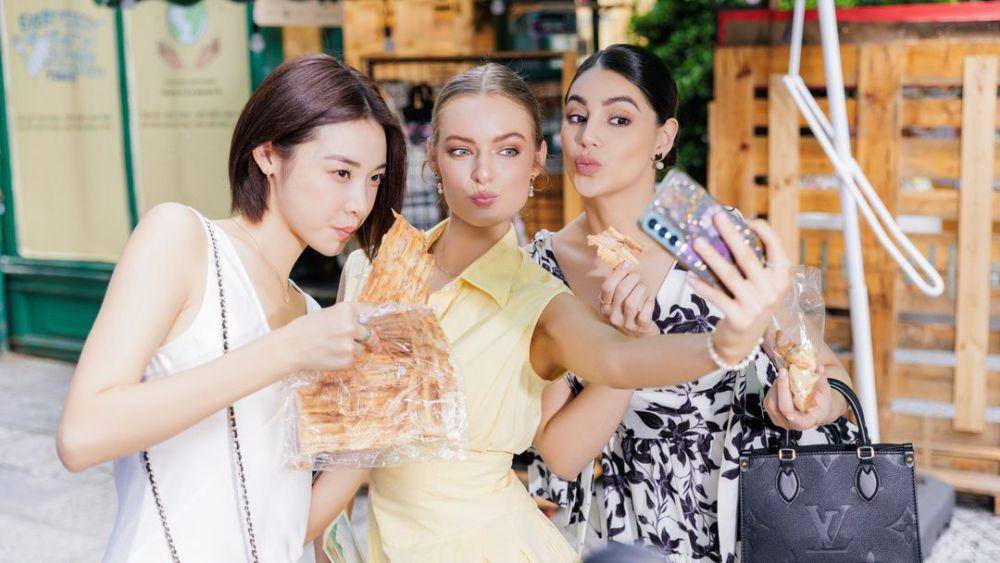 Potret Kunjungan Miss Earth 2022 Mina Sue Choi ke Vietnam (Instagram.com/missearth)