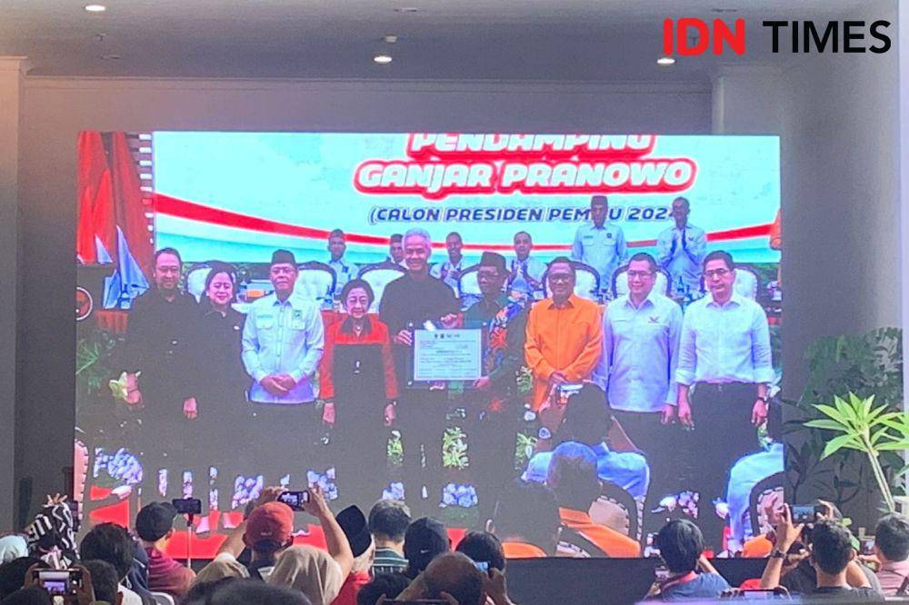Pasangan Capres-Cawapres, Ganjar Pranowo dan Mahfud MD resmi diumumkan pada Rabu (18/10/2023). (IDN Times/Alya Achyarini)