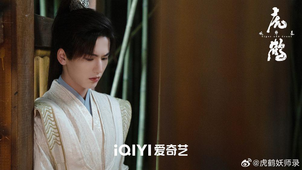 Qi Xiaoxuan saat salah paham dengan ketiga sahabatnya dalam drama China Tiger and Crane (dok.IQiyi/Tiger and Crane)
