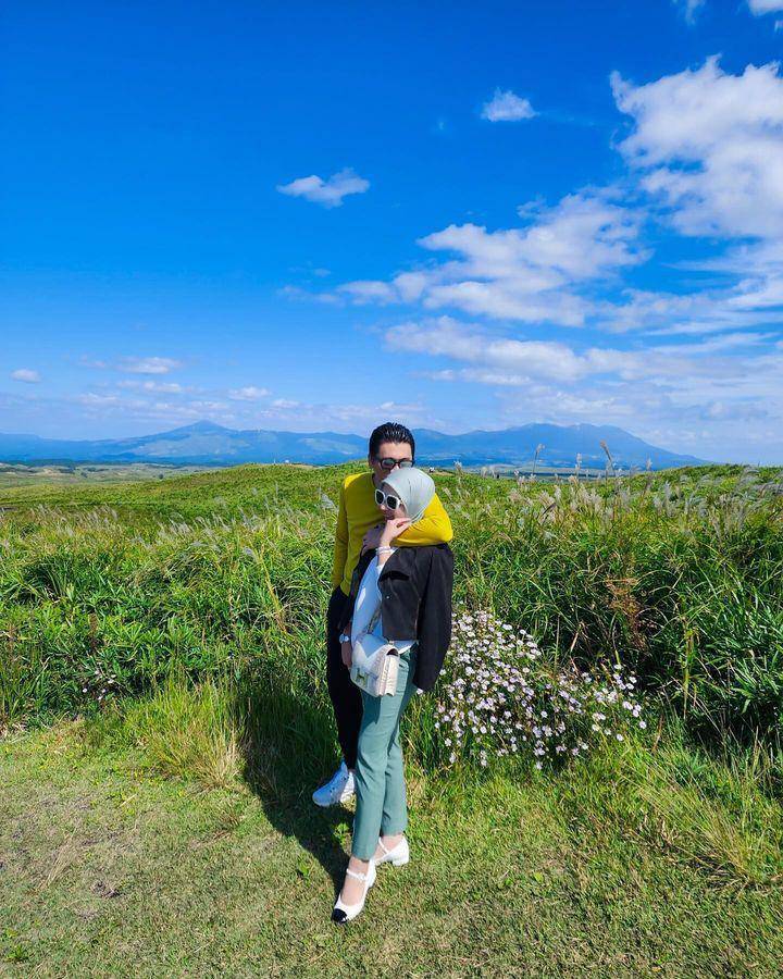 Syahrini di Kyushu (Instagram.com/princessyahrini)