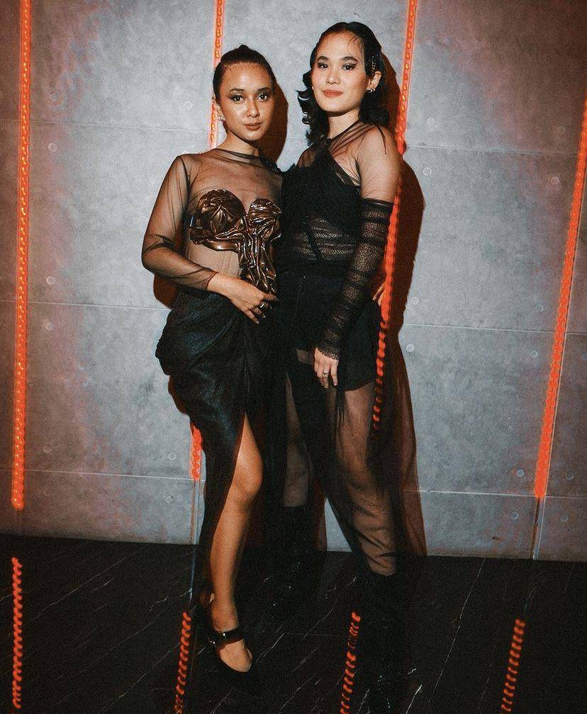 potret artis jadi model di acara fashion show Harry Halim (instagram.com/sherylsheinafia)