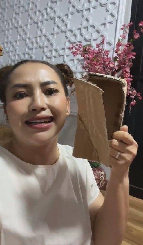 Mpok Alpa belanja online shop (TikTok.com/ninampokalpa)