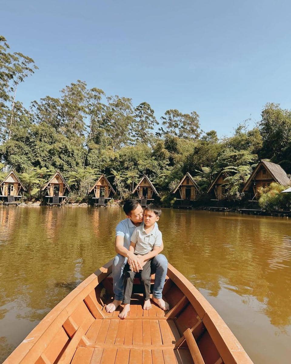 potret keluarga Larissa Chou (instagram.com/ikram_rsd)