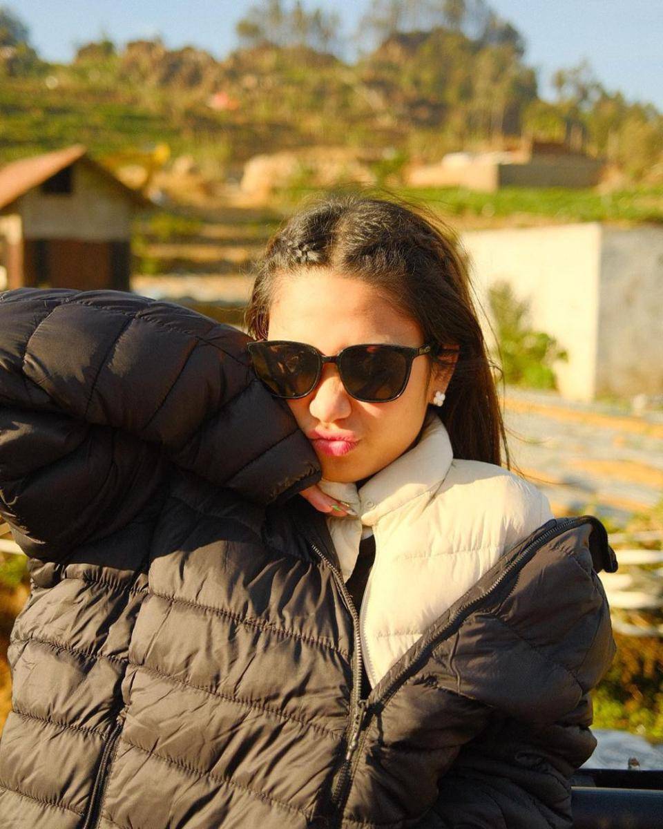 potret Azizah Salsha liburan di Dieng (instagram.com/acadumpie)