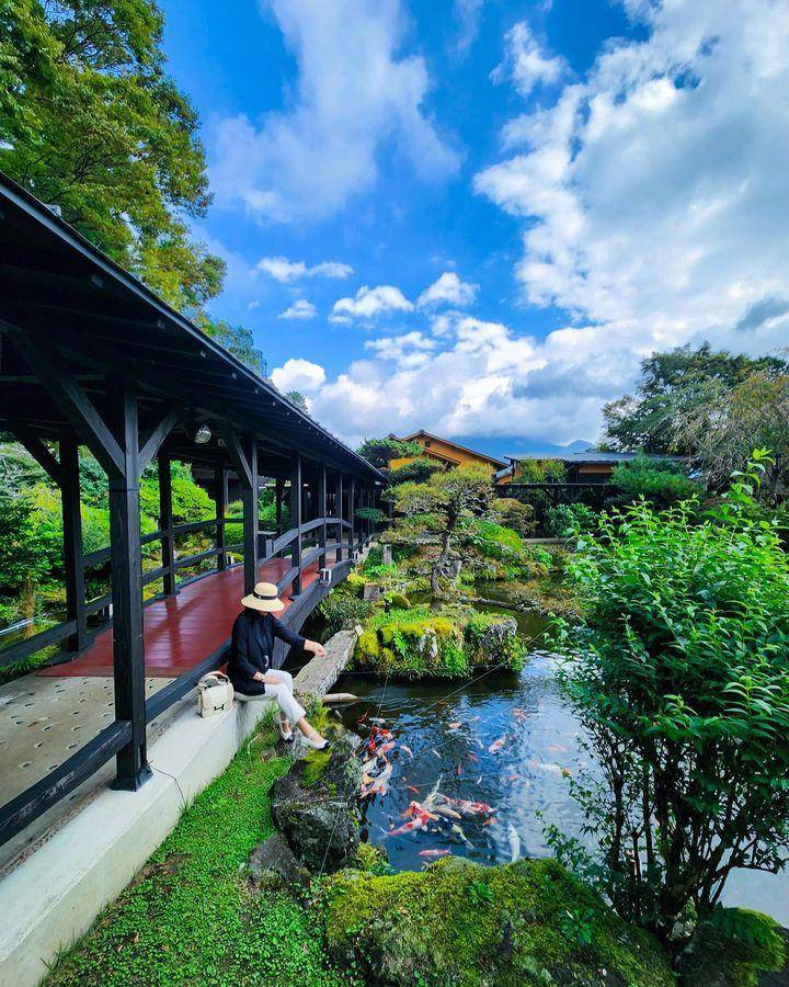 Syahrini di Kyushu (Instagram.com/princessyahrini)