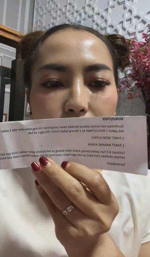 Mpok Alpa belanja online shop (TikTok.com/ninampokalpa)