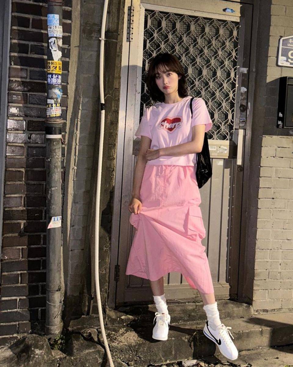 Lee Yoo Mi (instagram.com/leeyoum262)